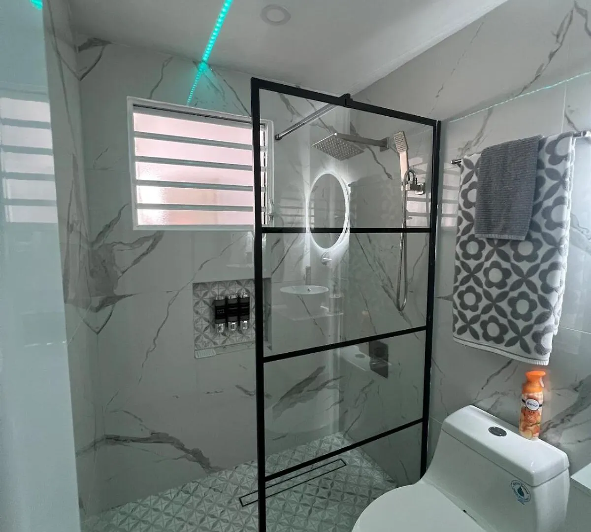 Beachside Hammock Haven - 3Br Centrally Located San Juan Apartamento